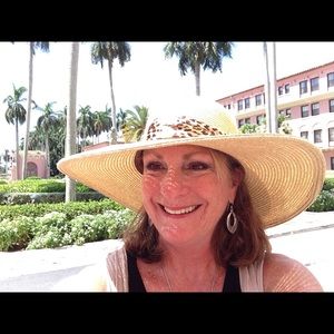 Meet your Posher, Linda